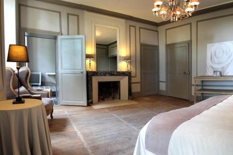 Bed & Breakfast Chateau De Planchevienne