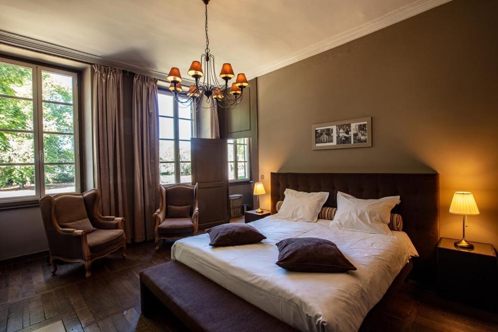 Bed & Breakfast Chateau De Planchevienne
