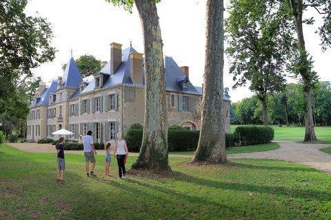 Chateau De Planchevienne Bed & Breakfast Magny-Cours